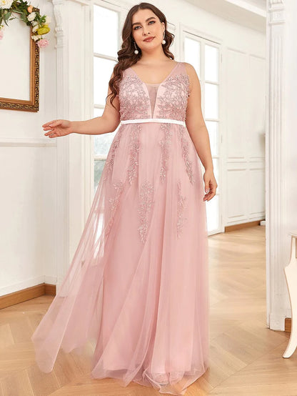 Plus Size Elegant Sleeveless Applique Flowy Tulle Evening Dress