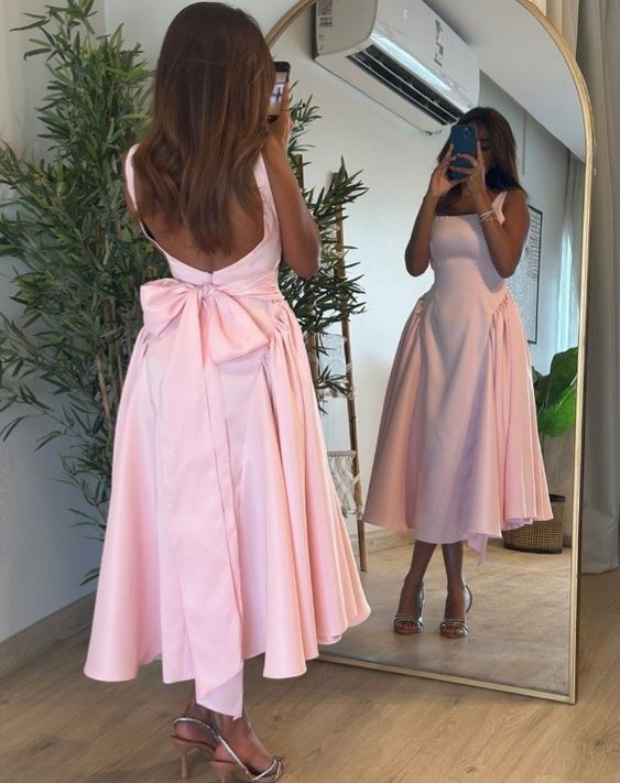 Lovely A Line Prom Dress Evening Gown Elegant Mid Length Birthday Party Dress With Bow