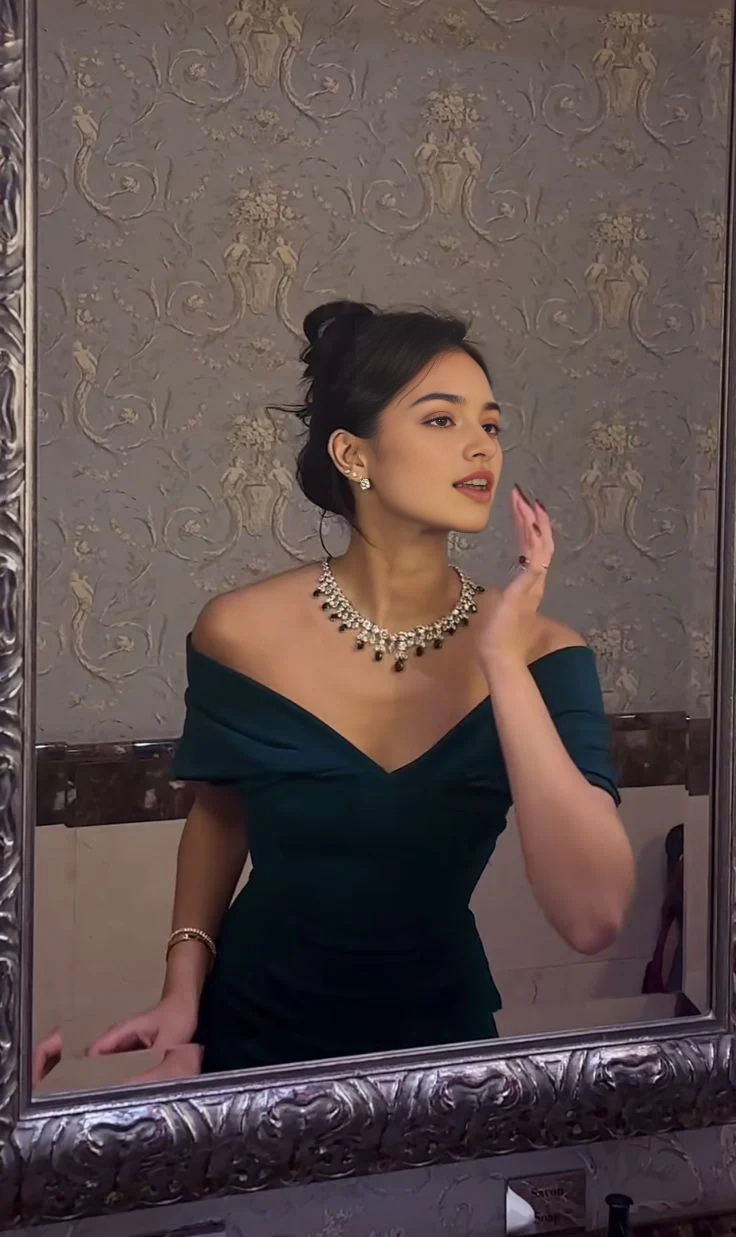 Elegant Mermaid Off the Shoulder Long Formal Prom Dress Charming Evening Dress Simple Party Dress