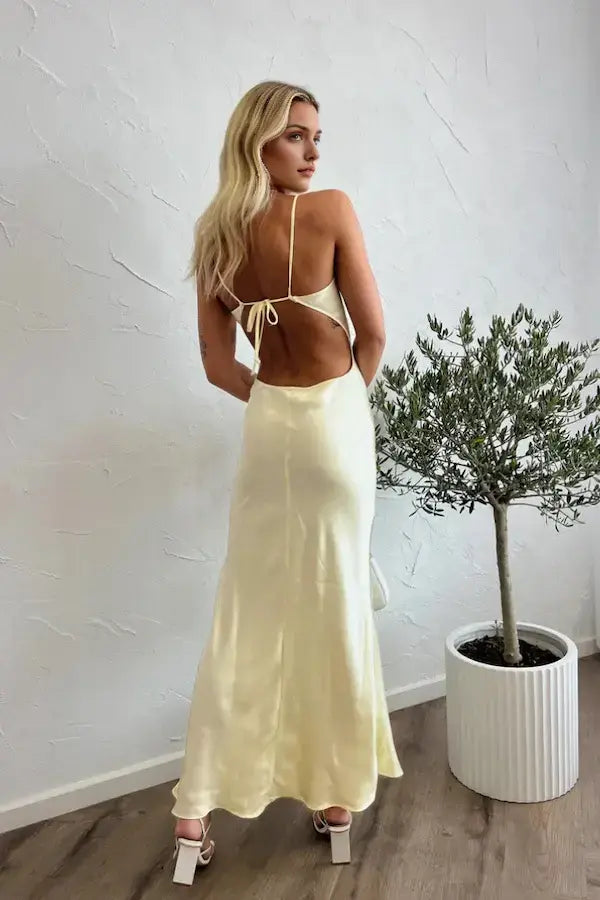 Elegant Yellow Satin Spaghetti Strap Sleeveless Long Prom Dress Simple Evening Party Dress