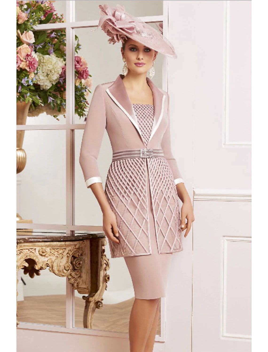 Elegant Two Piece Sheath / Column Mother of the Bride Dress Plus Size With Jacket Vintage 3/4 Sleeve Square Neck Knee Length Lace Appliques