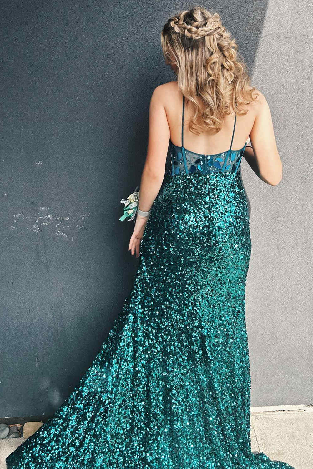 Sweep/Brush Train Dresses Straps Black V-Neck Mirror Sequin Long Prom Dress