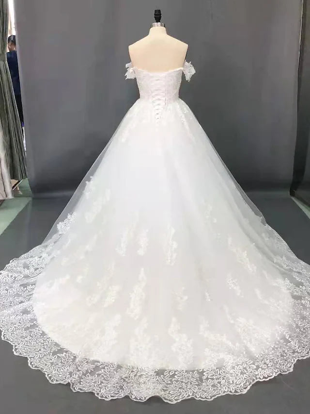 Ball Gown Wedding Dresses Off Shoulder Court Train Lace Short Sleeve Formal with Appliques
