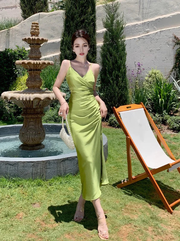 Green Spaghetti Straps V-neck Long Prom Dress With Slit Charming Evening Party Dress Simple Women's Dresses