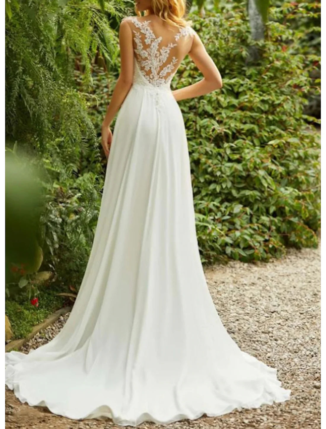 Beach Open Back Boho Wedding Dresses A-Line Illusion Neck Cap Sleeve Sweep / Brush Train Chiffon Bridal Gowns With Lace