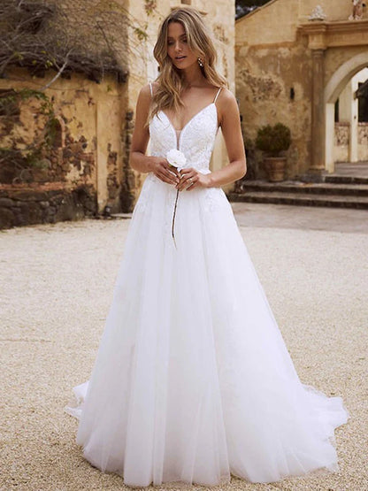 A-Line/Princess Lace Applique V-neck Sleeveless Sweep/Brush Train Wedding Dresses Beautiful