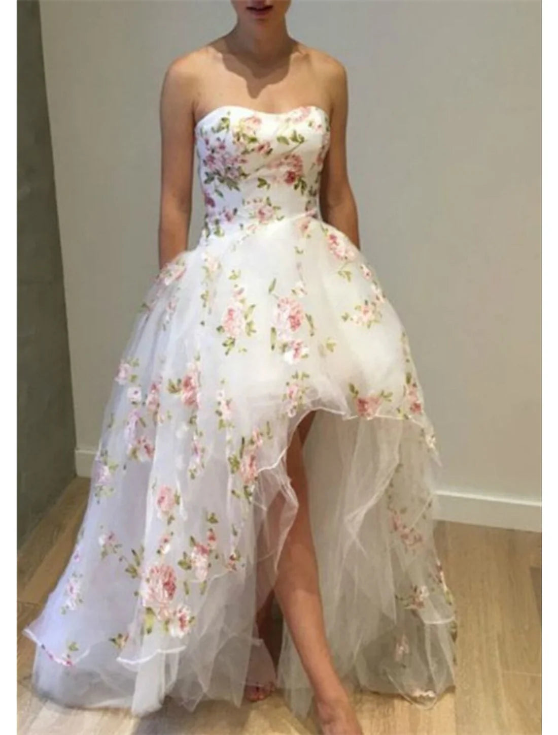 Ball Gown Prom Dresses Floral Dress Quinceanera Wedding Party Asymmetrical Sleeveless Strapless Tulle with Appliques