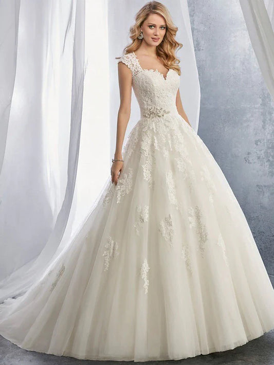 Ball Gown Wedding Dresses Sweetheart Neckline Chapel Train Lace Tulle Regular Straps with Appliques