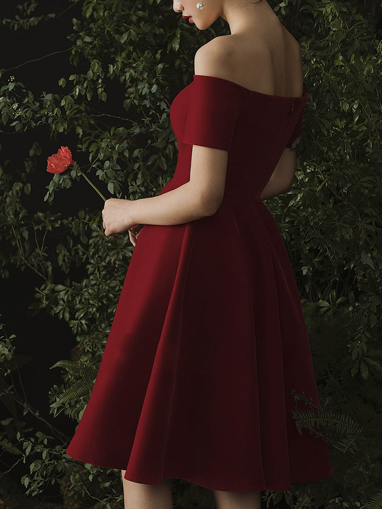 Elegant Sweetheart Neck Short Prom Dress Homecoming Dress Off Shoulder Formal Dress