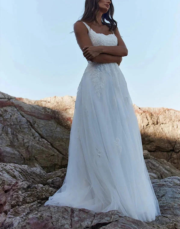 Square Neckline Sleeveless A-Line Tulle Wedding Dresses With Appliques Lace And Slit