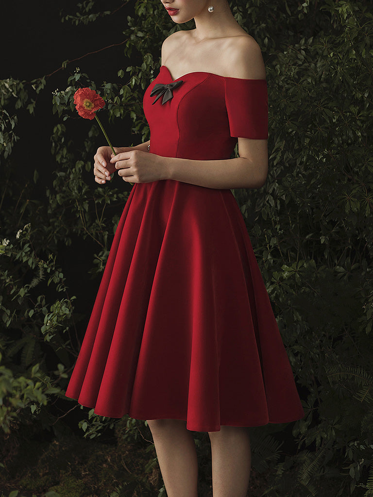 Elegant Sweetheart Neck Short Prom Dress Homecoming Dress Off Shoulder Formal Dress