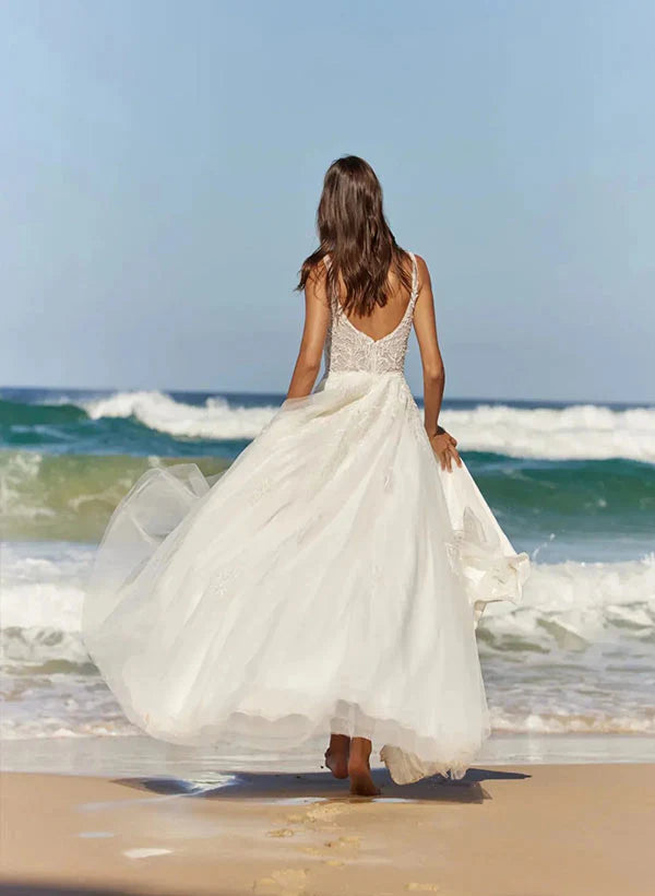 Square Neckline Sleeveless A-Line Tulle Wedding Dresses With Appliques Lace And Slit