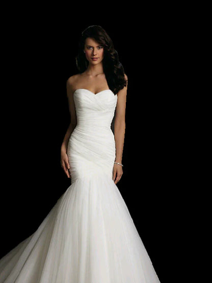 Wedding Dresses Sweetheart Neckline Court Train Tulle Strapless Sexy Little White Dress with Ruched