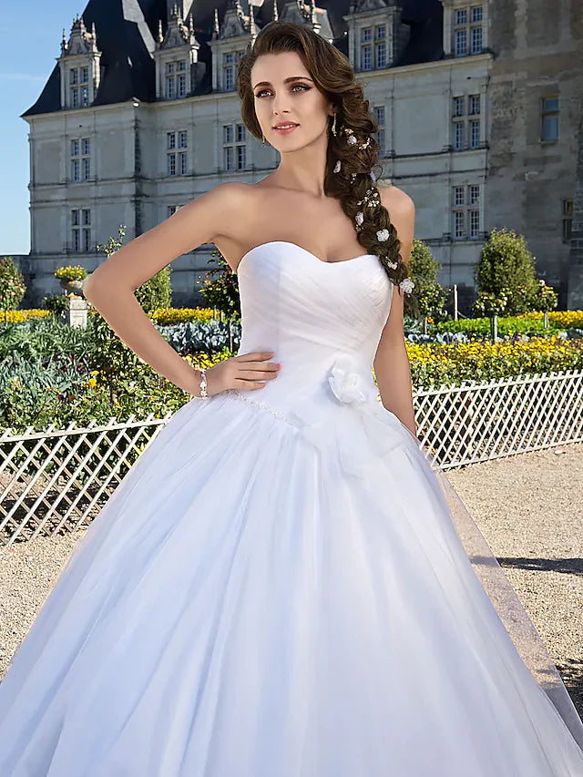 Ball Gown Wedding Dresses Sweetheart Neckline Floor Length Tulle Spaghetti Straps  Sleeveless