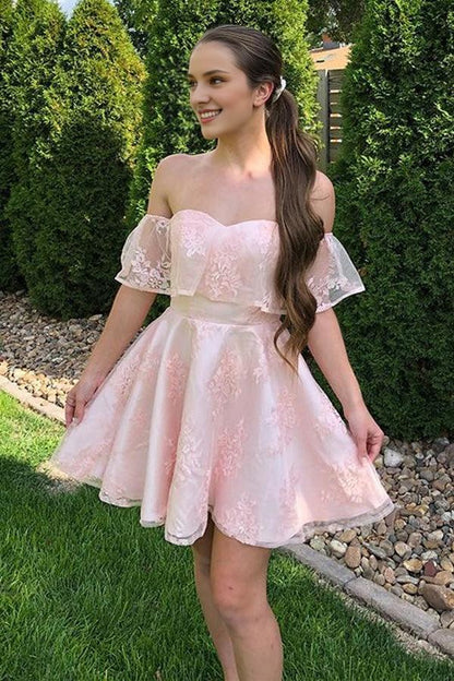 A-Line/Princess Off the Shoulder Short Pink Lace Homecoming Dresses