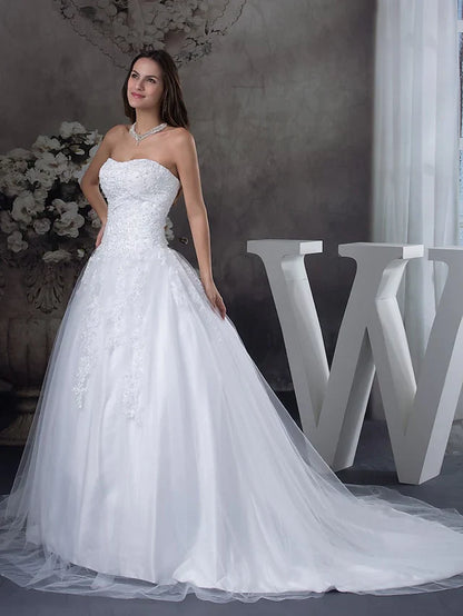 A-Line Elegant Wedding Dresses Strapless Court Train Lace Tulle Strapless with Beading Appliques