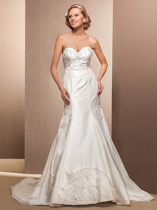 Wedding Dresses Sweetheart Neckline Court Train Taffeta Sleeveless