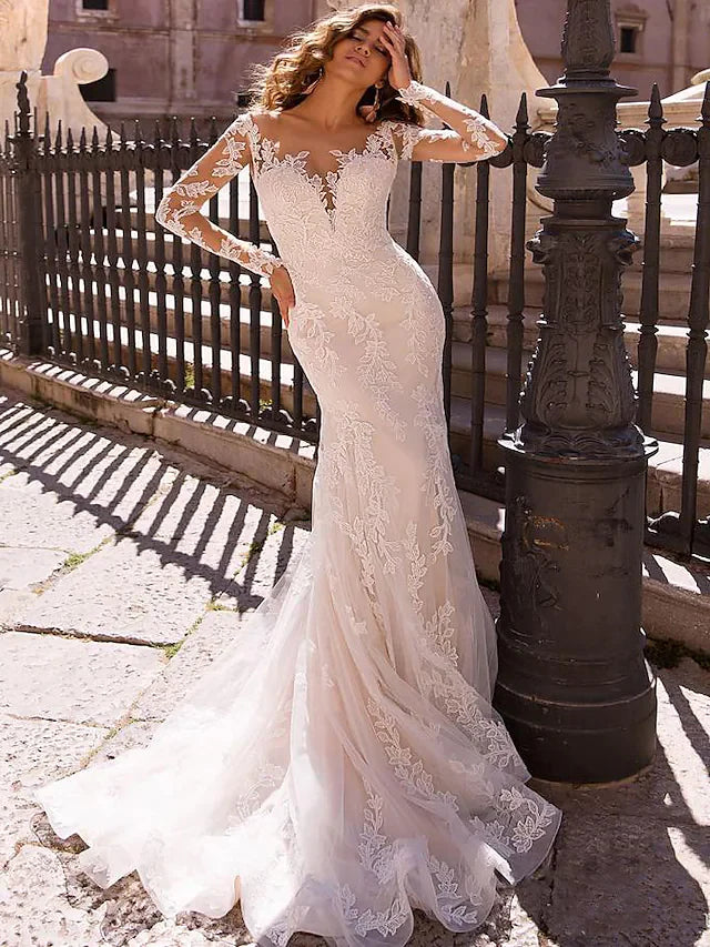 Romantic Long Sleeve Court Train Lace Wedding Dresses Formal Casual Modern Bridal Gown with Appliques