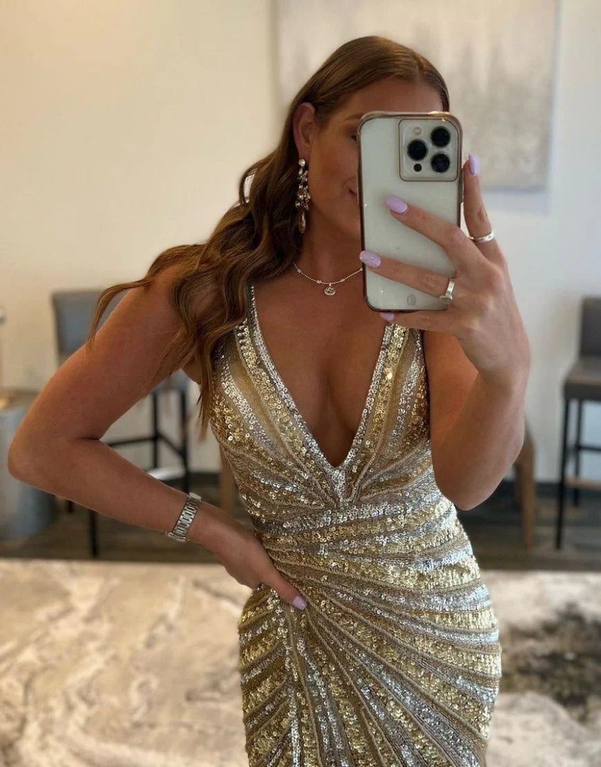 Sheath/Mermaid Low V Neck Long Prom Dress with Silt