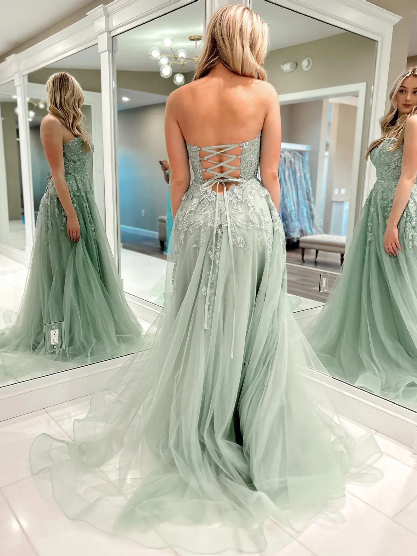 A Line Spaghetti Straps Sweetheart Long Prom Dress With Appliques