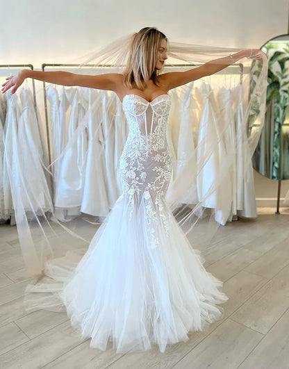 Mermaid Strapless Tulle Wedding Dresses With Appliques