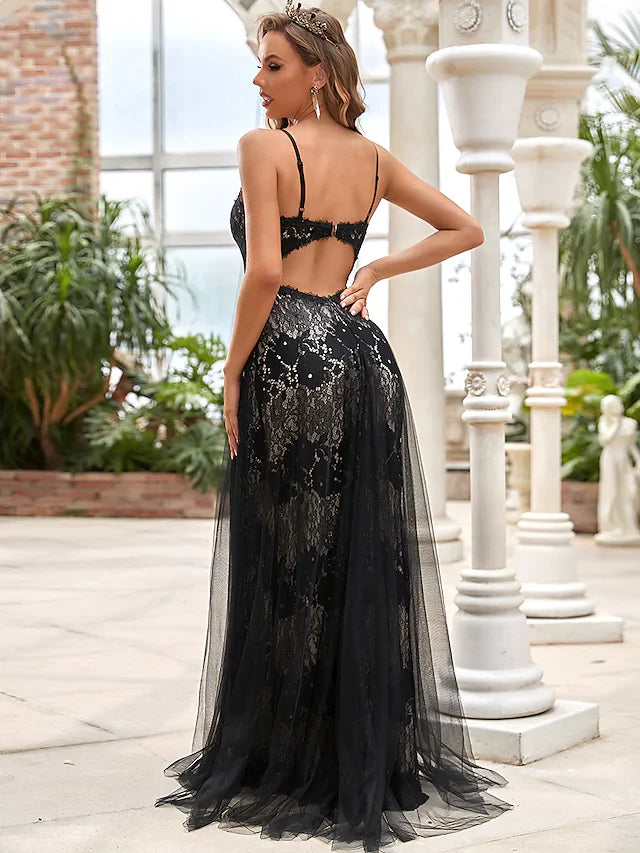 A-Line Wedding Dresses V Neck Plunging Neck Floor Length Lace Tulle Sleeveless Romantic Spaghetti Straps Sexy Black with Lace Draping