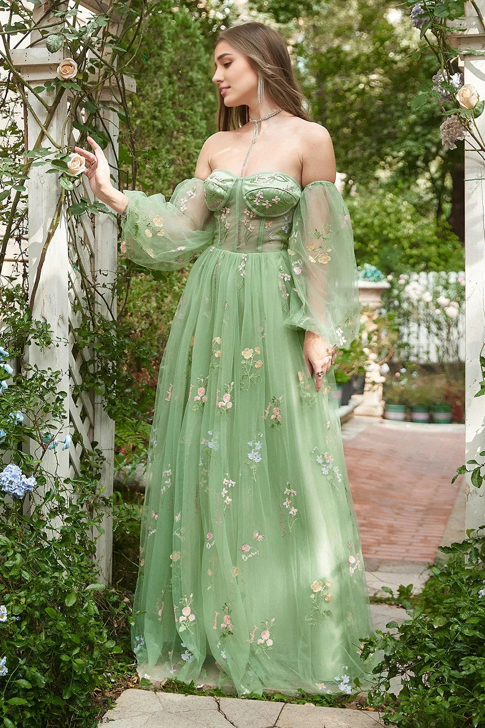 A-Line Off The Shoulder Tulle Long Sleeves Prom Dress With Embroidery