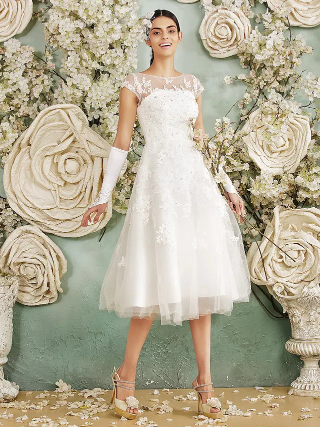 A-Line Wedding Dresses  Knee Length Chiffon Sleeveless with Appliques