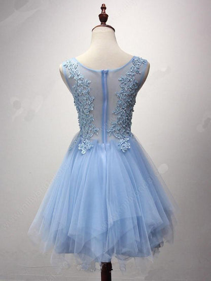 A-Line Blue Scoop Neck Cocktail Dress Tulle Short Mini Homecoming Dress With Appliques