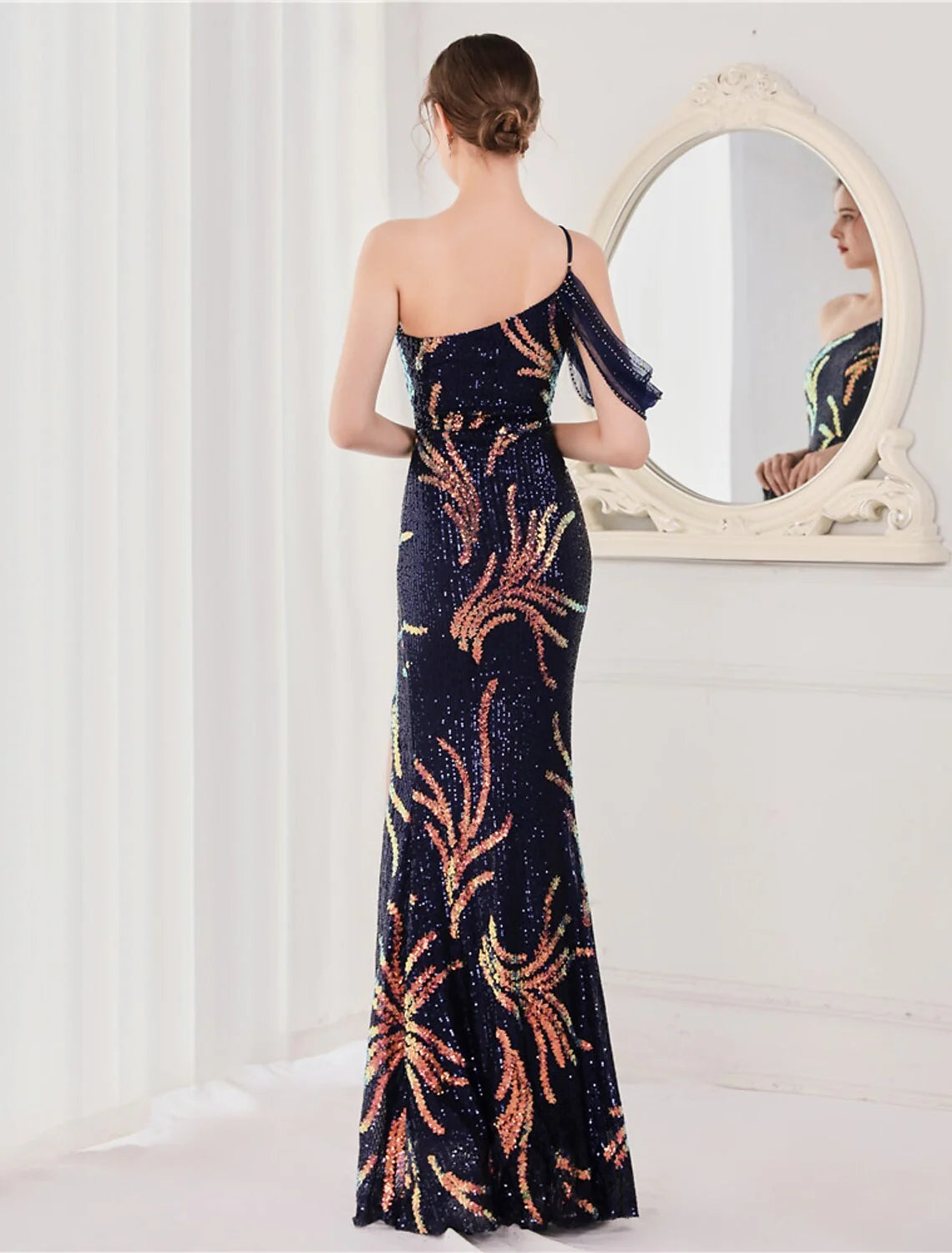 Mermaid / Trumpet Evening Gown Elegant Dress Wedding Guest Floor Length Sleeveless Spaghetti Strap Sequined V Back with Sequin Slit