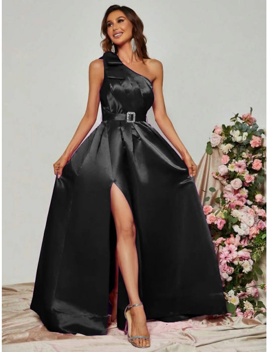 A-Line Evening Gown Black Dress Plus Size Party Dress Formal Fall Floor Length Sleeveless One Shoulder Satin with Pleats Slit Strappy