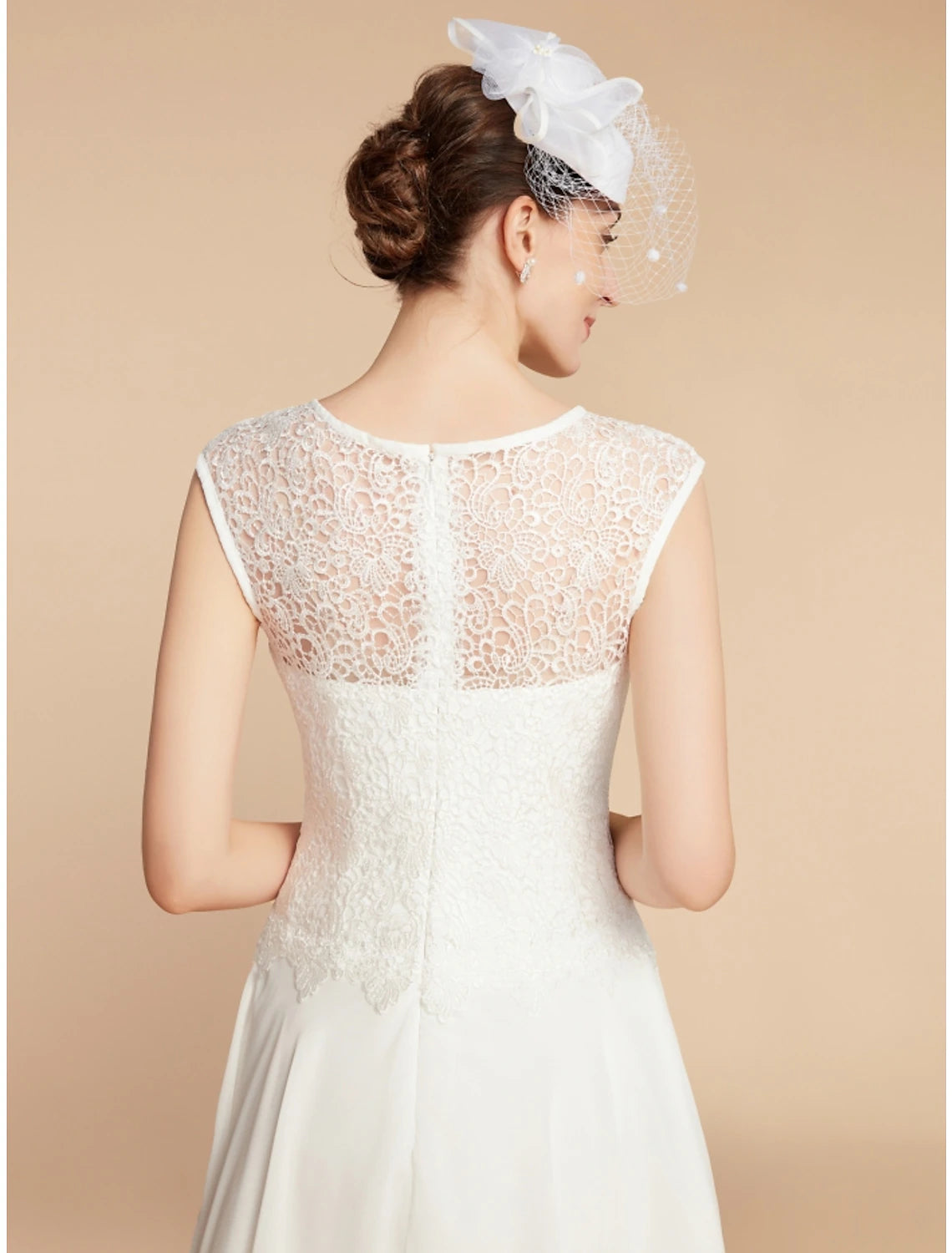 Two Piece A-Line Mother of the Bride Dress Wedding Guest Elegant Petite Jewel Neck Knee Length Chiffon Lace 3/4 Length Sleeve with Pleats Solid Colo