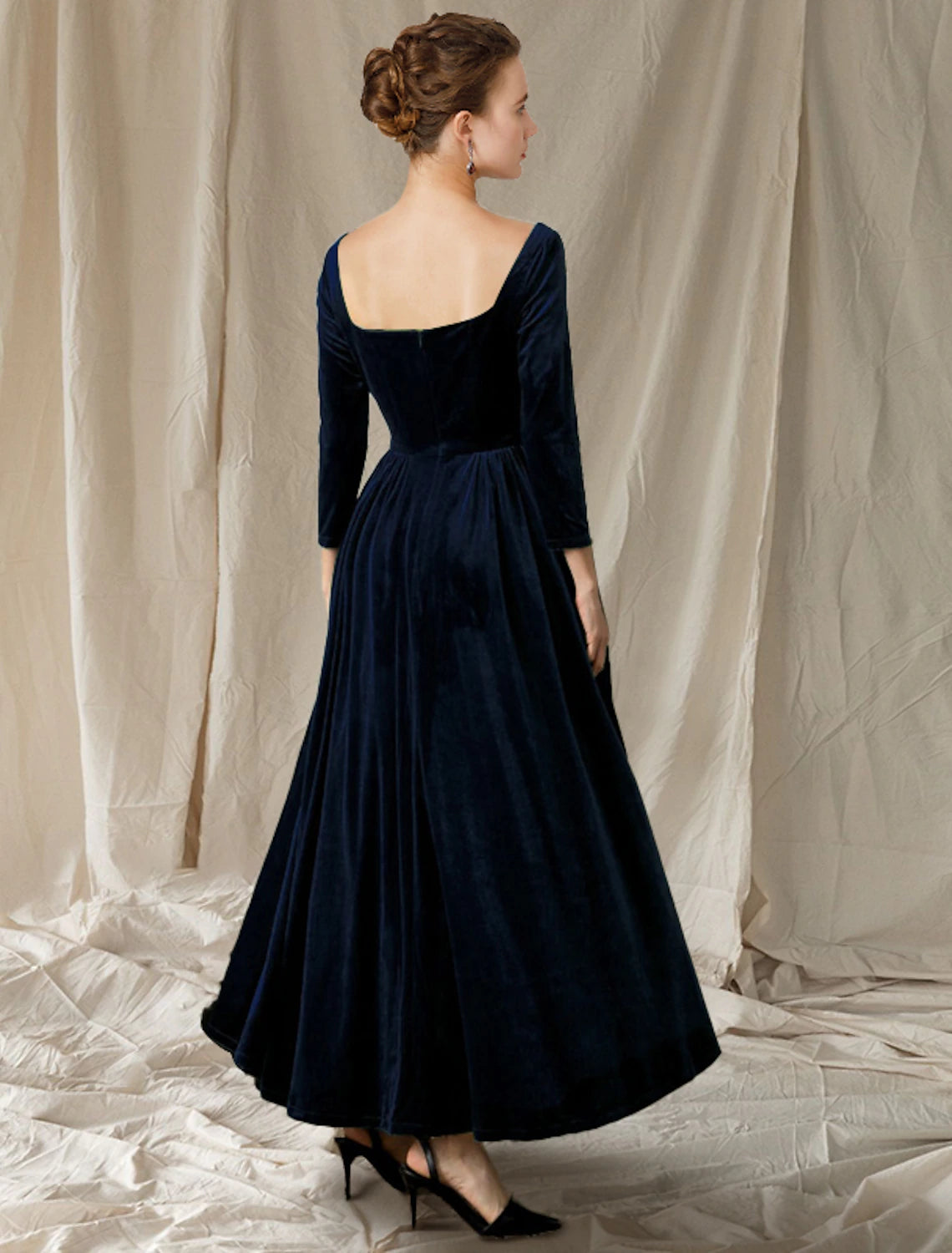 A-Line V Neck Ankle Length Wedding Guest Party Dress Velvet Long Sleeve Mother of the Bride Dress with Pleats
