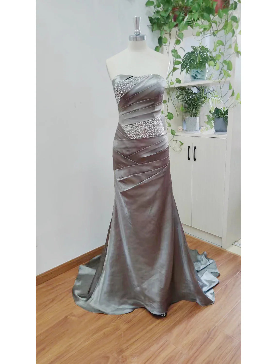 Mermaid / Trumpet Elegant Sparkle & Shine Wedding Guest Formal Evening Dress Strapless Sleeveless Sweep / Brush Train Satin with Crystals