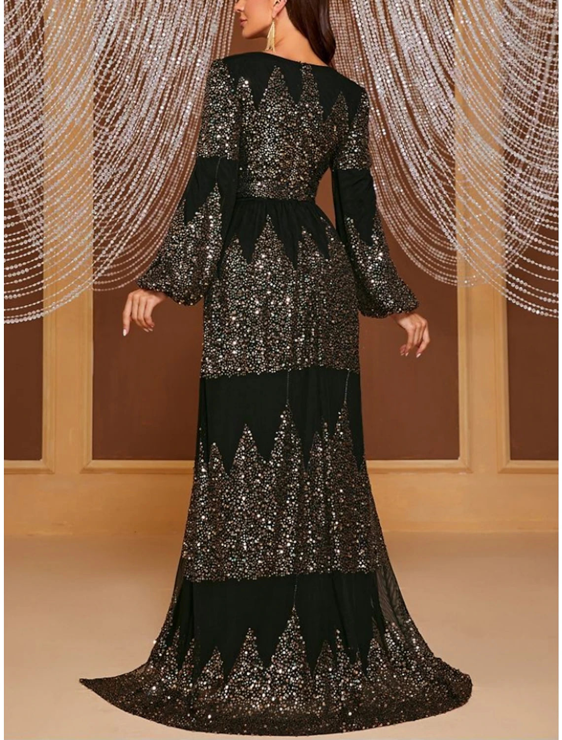 Sheath Evening Gown Elegant Black Dress Formal Sweep / Brush Train Long Sleeve V Neck Polyester with Pleats Sequin Slit