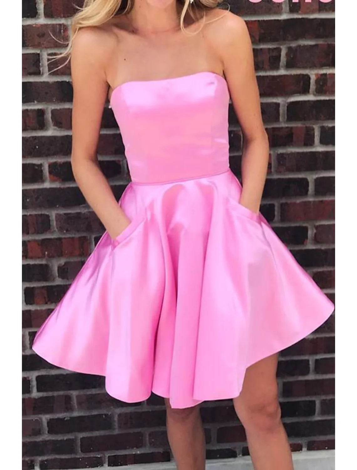 A-Line Hot Flirty Homecoming Cocktail Party Dress Strapless Sleeveless Short / Mini Satin with Sleek Pleats