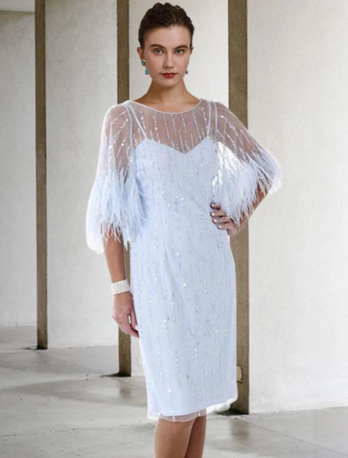 Sheath / Column Mother of the Bride Dress Wedding Guest Elegant Sparkle & Shine Jewel Neck Knee Length Stretch Chiffon Half Sleeve with Feather Beading Sequin