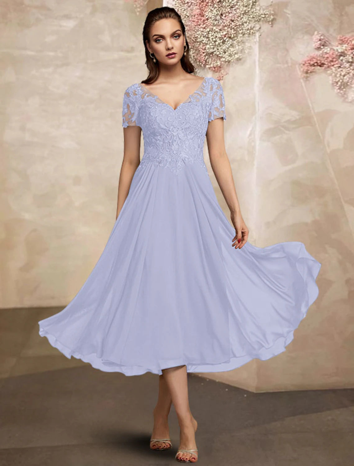 A-Line Mother of the Bride Dress Elegant Plus Size V Neck Tea Length Chiffon Lace Short Sleeve with Pleats Appliques