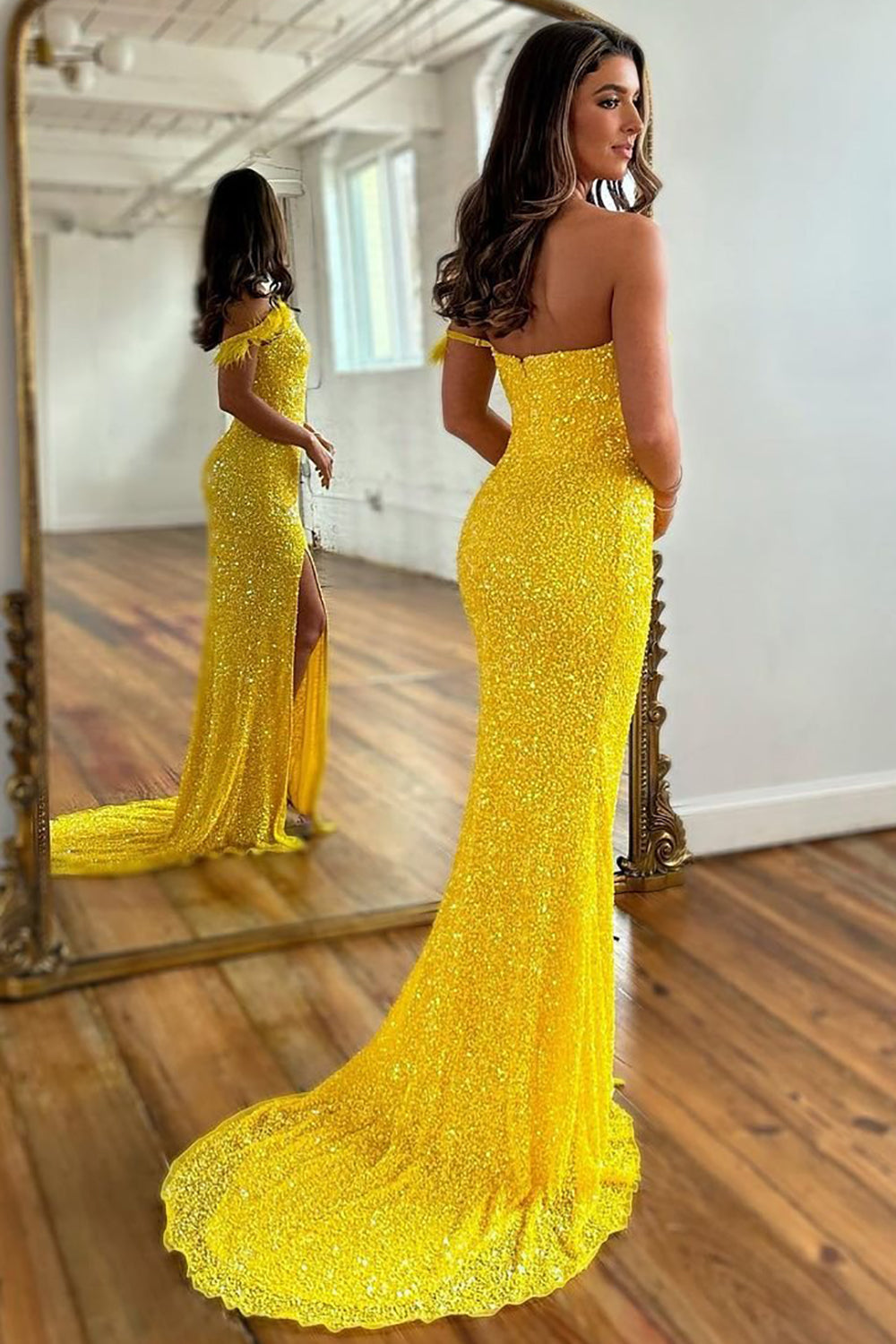 Sparkly Yellow Detachable Straps Mermaid Sequins Prom Dress with Slit Sexy Evening Dress