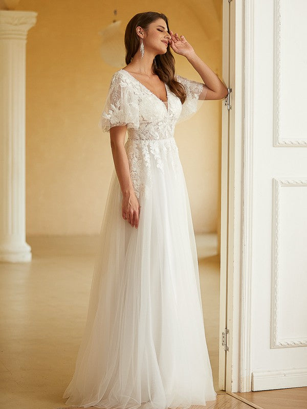 A-Line/Princess Tulle Lace V-neck Short Sleeves Floor-Length Wedding Dresses