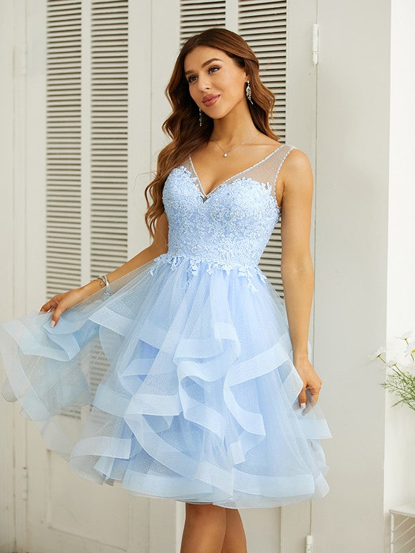 A-Line/Princess Applique V-neck Sleeveless Knee-Length Dresses