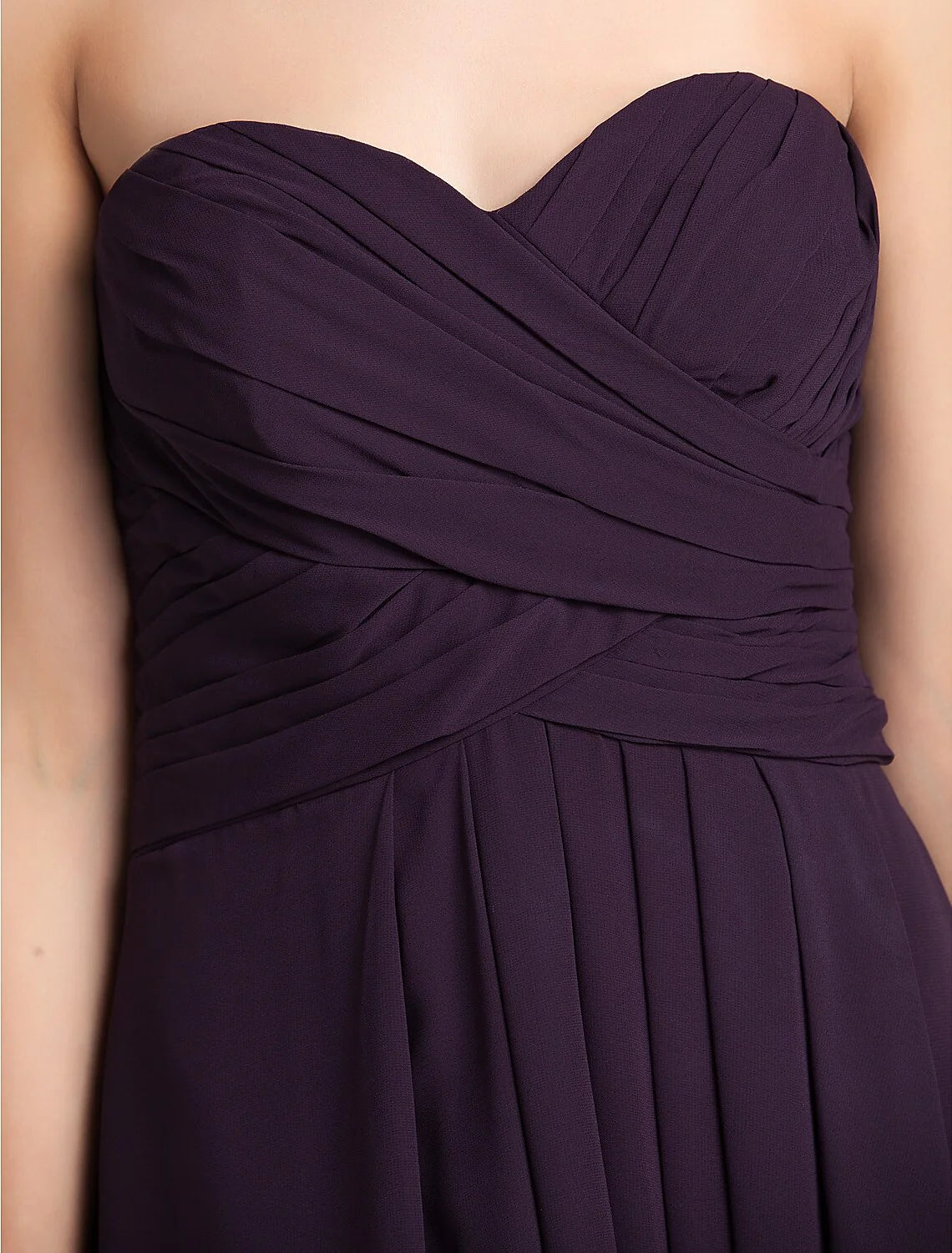 Sheath / Column Sweetheart Neckline Knee Length Chiffon Bridesmaid Dress with Criss Cross / Draping