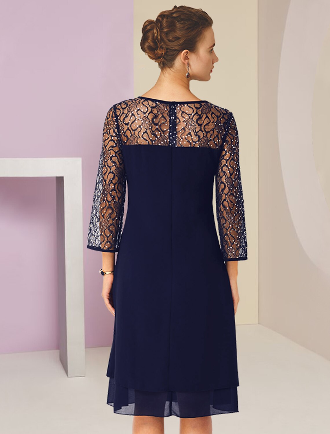 A-Line Mother of the Bride Dress Formal Wedding Guest Elegant Scoop Neck Knee Length Lace 3/4 Length Sleeve with Sequin