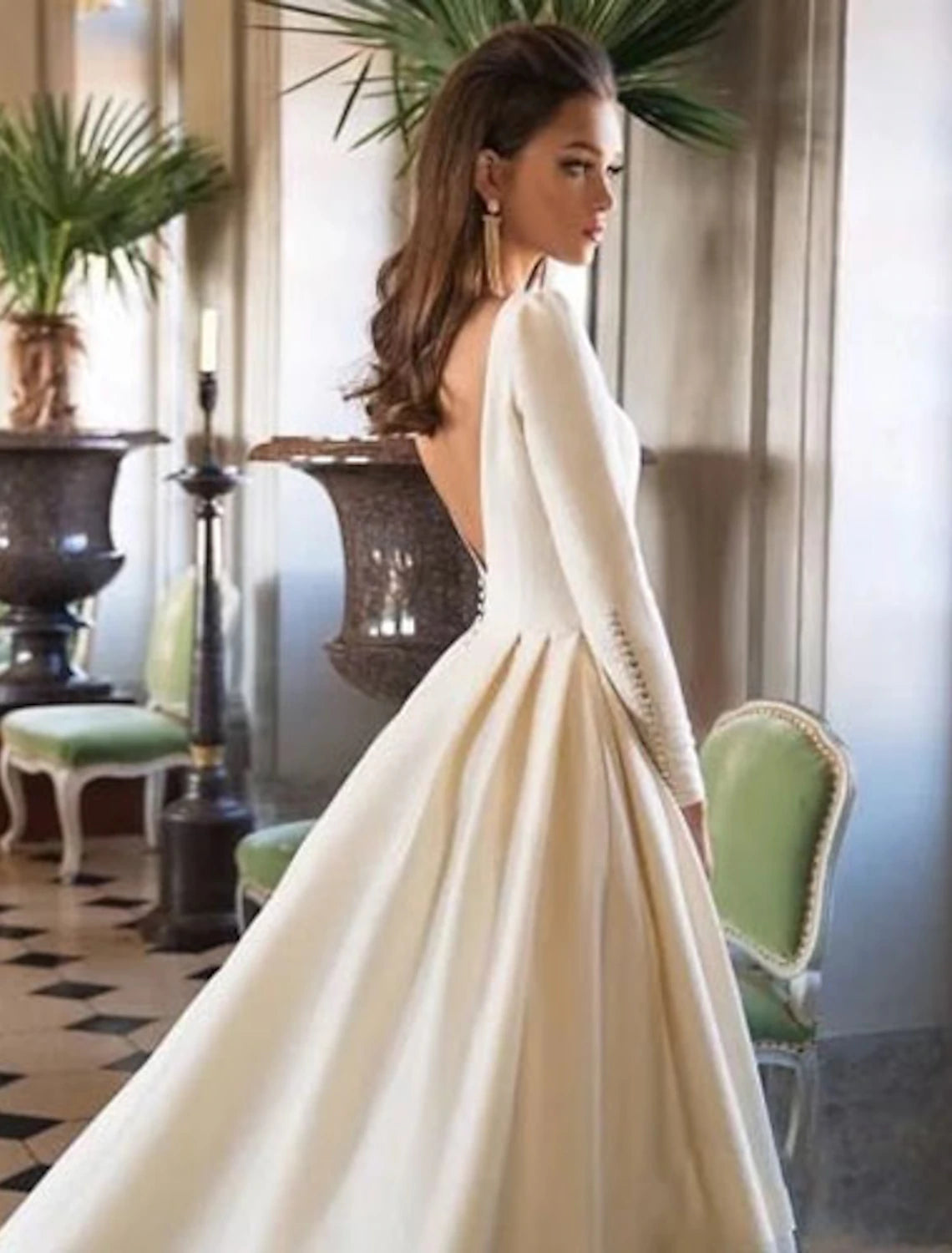 Formal Fall Wedding Dresses Ball Gown Scoop Neck Long Sleeve Court Train Satin Bridal Gowns With Buttons Pleats Summer Wedding Party, Women‘s Clothing