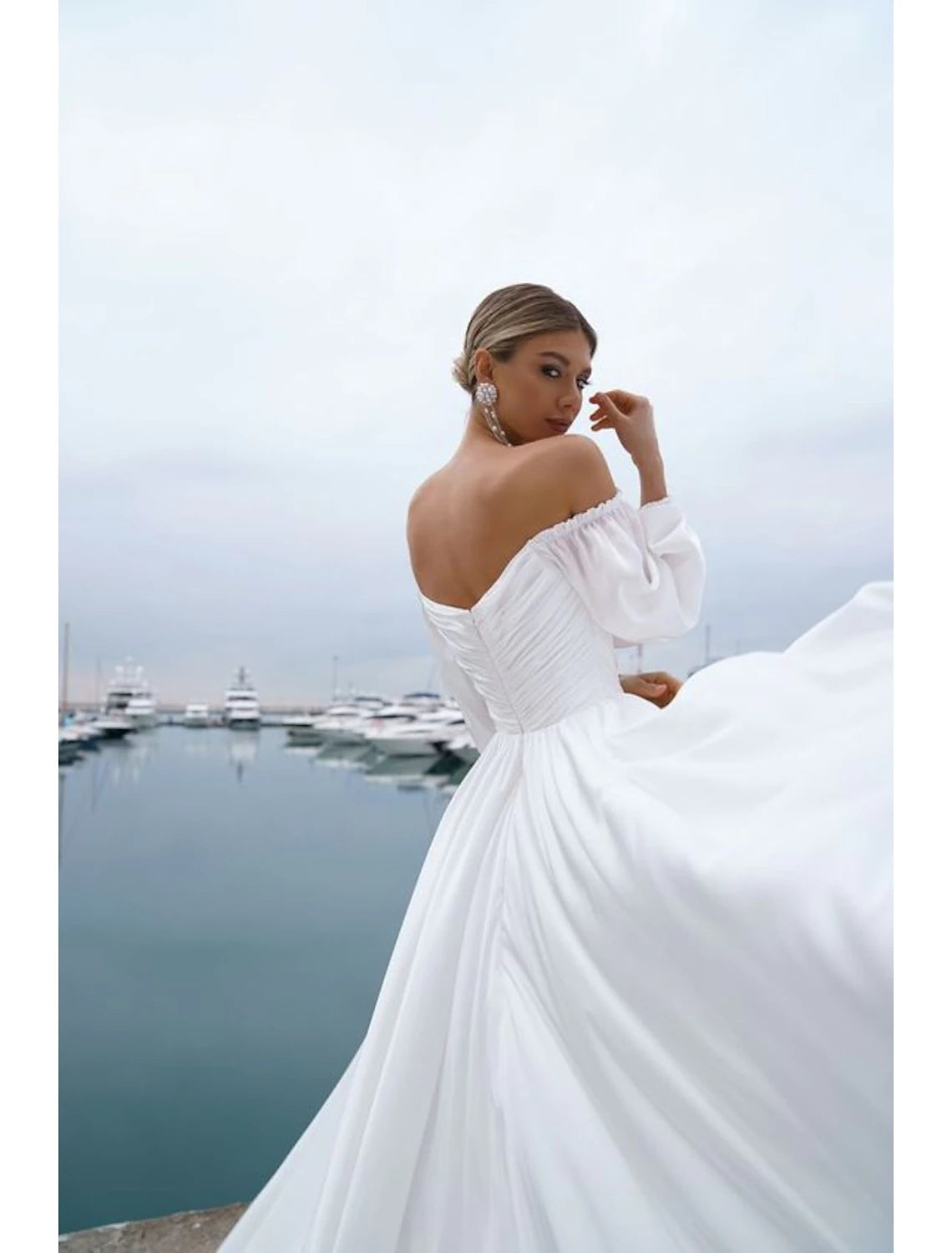 Beach Casual Wedding Dresses A-Line Off Shoulder Long Sleeve Sweep / Brush Train Chiffon Bridal Gowns With Ruched Solid Color