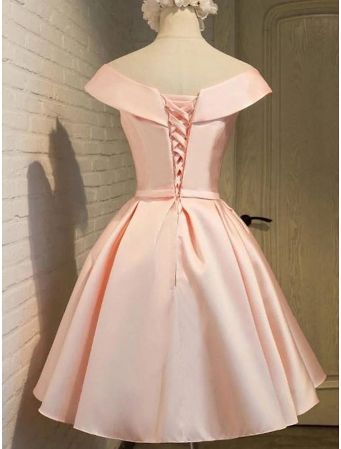 A-Line Homecoming Dresses Elegant Dress Holiday Short / Mini Sleeveless Off Shoulder Pink Dress Satin with Strappy