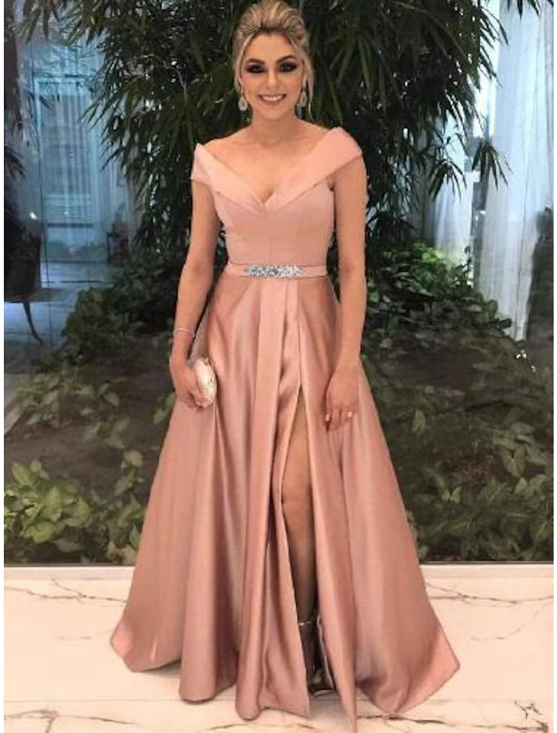 A-Line Evening Gown Elegant Dress Valentine's Day Prom Sweep / Brush Train Short Sleeve Off Shoulder Satin with Slit Front