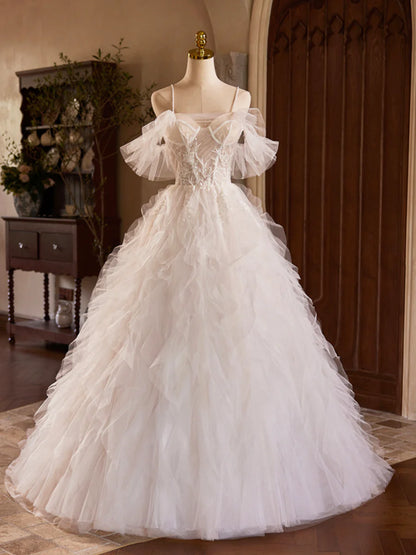 A-Line Quinceanera Dresses Spaghetti Straps Tulle Tiered Evening Dress Ivory Sweet 16 Dress