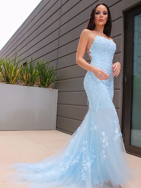 Trumpet/Mermaid Halter Sleeveless Lace Tulle Court Train Train Dresses