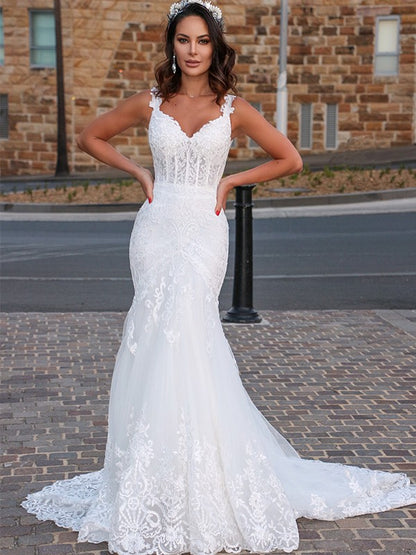 Trumpet/Mermaid Tulle V-neck Sleeveless Applique Sweep/Brush Train Wedding Dresses